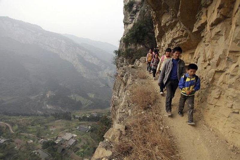 CAMINO A LA ESCUELA