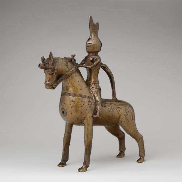 1. Акваманил (рукомойник) в форме рыцаря на коне. Германия, середина XIV века.