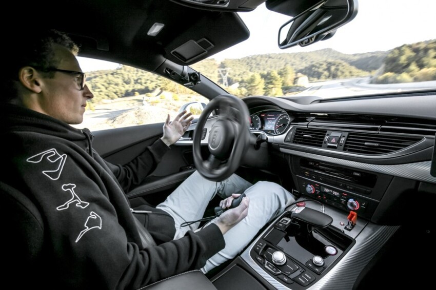 Audi с автопилотом поставила рекорд на гоночном треке