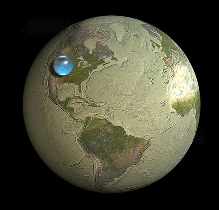 3. Такую сферическую каплю вы получите, если осушите все океаны Земли, капля поменьше — пресная вода на земле, в озерах и реках; самая маленькая — пресная вода из озер и рек.