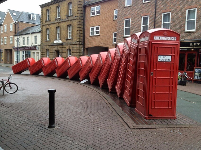 Памятник телефонной будке, Кингстон, Лондон, Великобритания