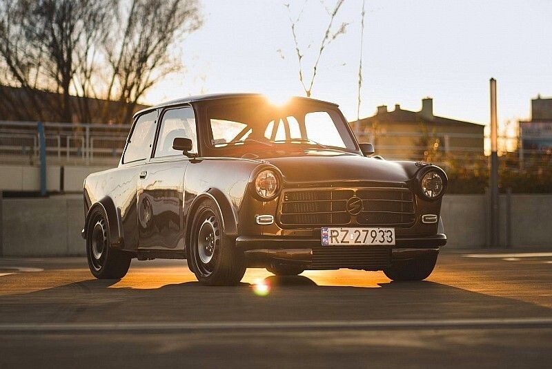 Бешеный Trabant 4x4 мощьностью 270 "лошадей"