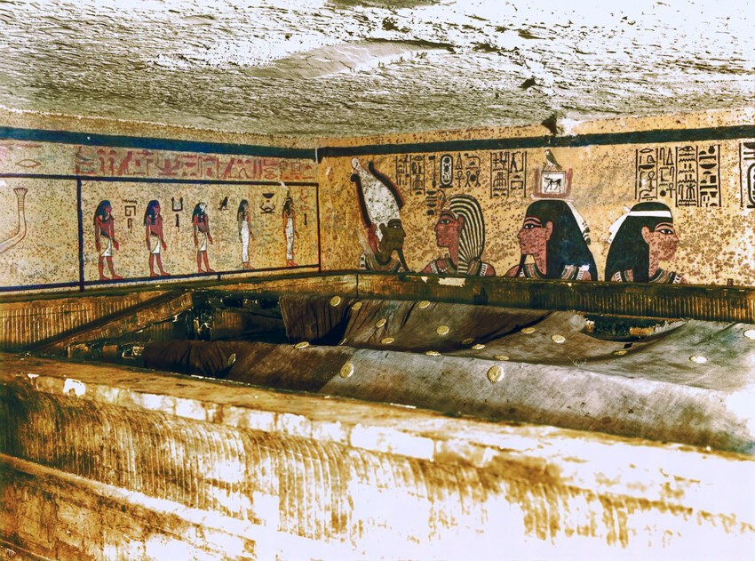 История обнаружения гробницы Тутанхамона в "цветных" фотографиях
