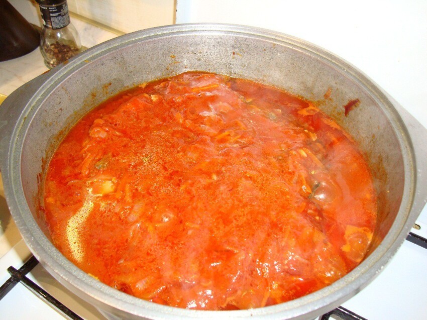 Сазан в томатном соусе