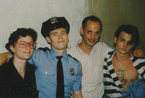 Уиллем Дефо, Джон Уотерс и Джонни Депп на съемках фильма "Плакса". 1989 год.
