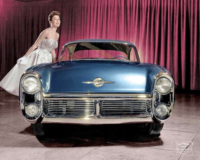 1955 Oldsmobile 88 Delta Motorama Concept