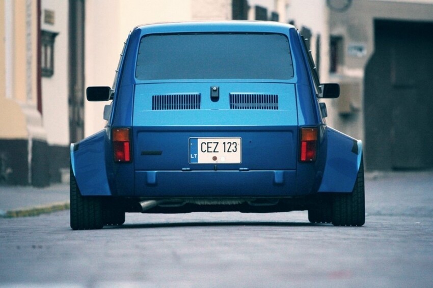 Очень горячая малютка - Fiat 126p