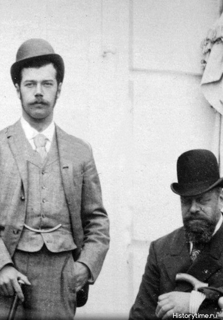 Фото двух последних императоров России: Николая II и его отца Александра III, 1890 год