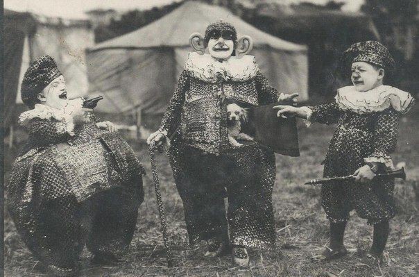 Цирковые актеры, 1920 г
