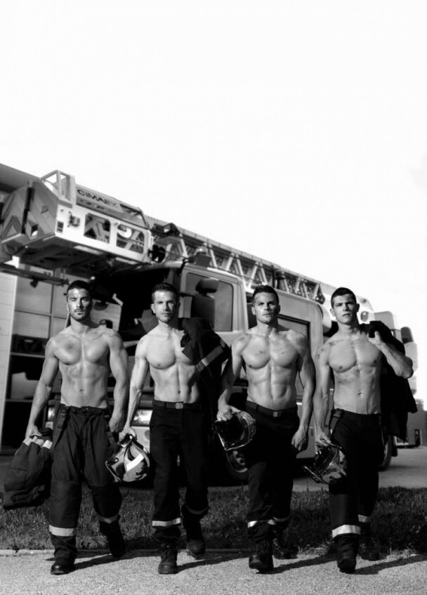 Горячие французские пожарные разделись для календаря