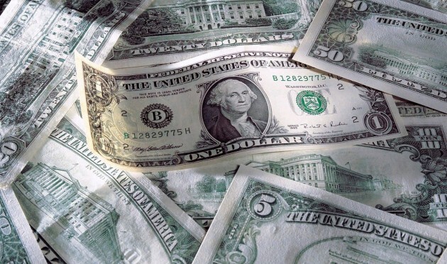 «Уже весной стоимость доллара достигнет 100 рублей»