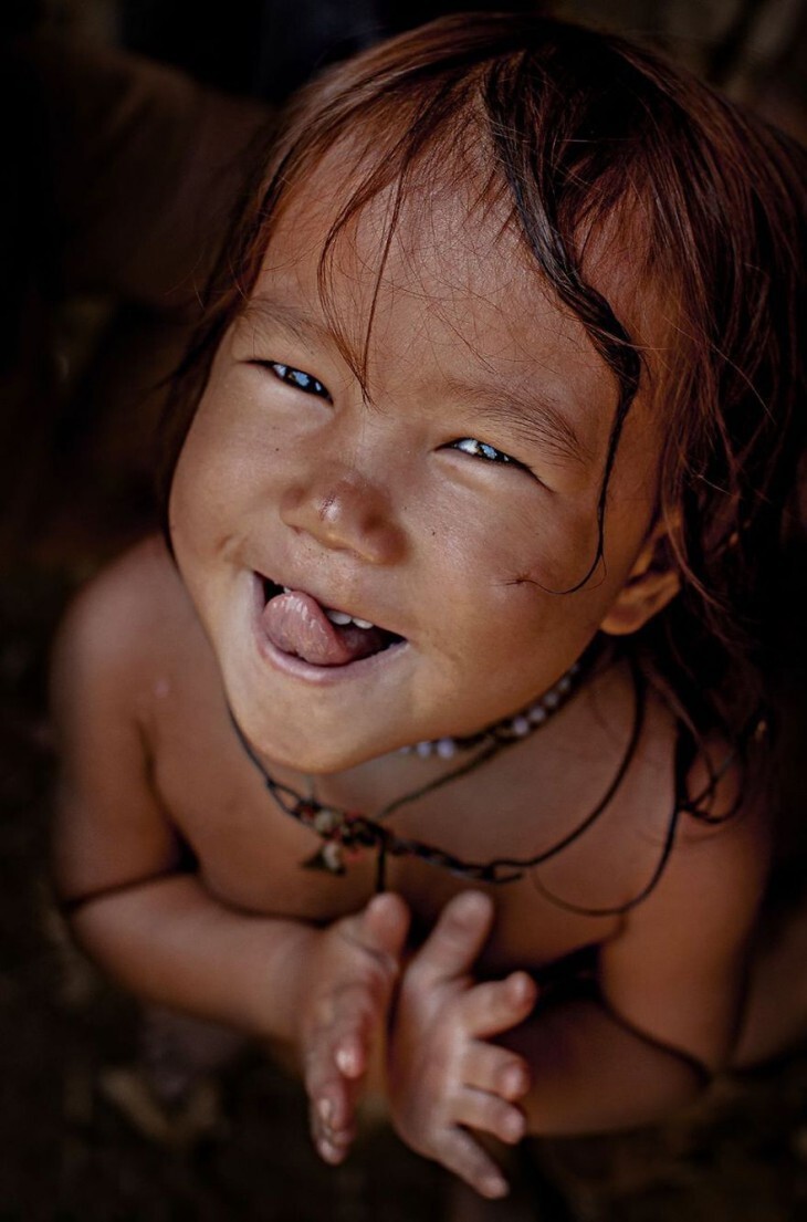 Девочка из народа хмонг (Вьетнам)