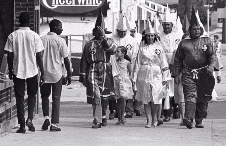 Марш Ку-клукс-клана в Солсбери, август 1966 г.