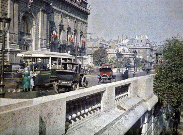 Удивительные цветные фото Парижа, сделанные более 100 лет назад