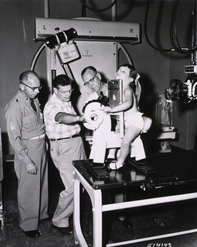 Игрушечная лошадка для рентген–снимков детей. США, 1957 год