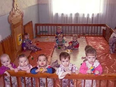 Состоятельный житель Баку отдал свою трехэтажную виллу под детский приют