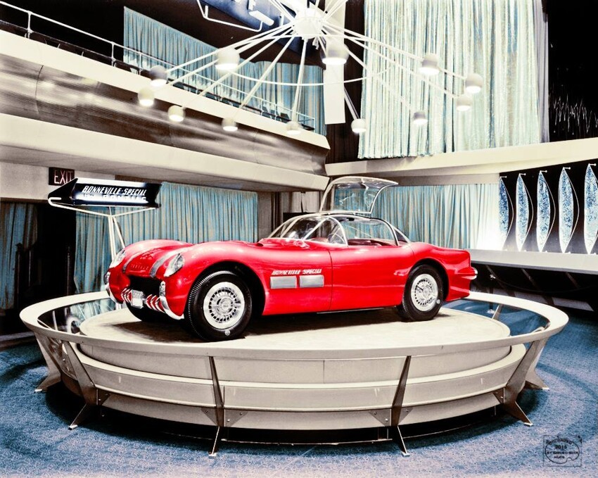 1954 Pontiac Bonneville Special Concept Car