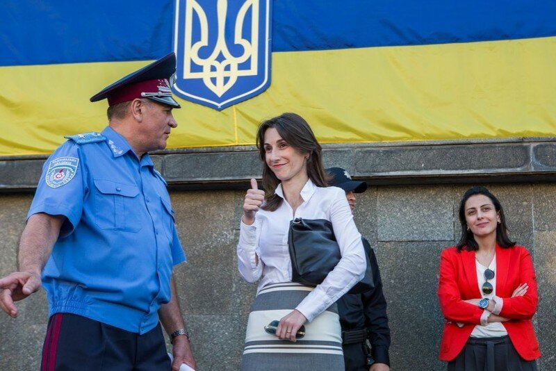 Цэ перемога... чи зрада?