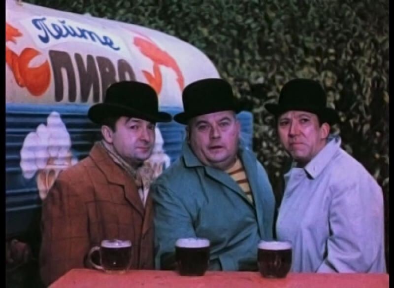 Ненавязчивая реклама пива в советских фильмах 