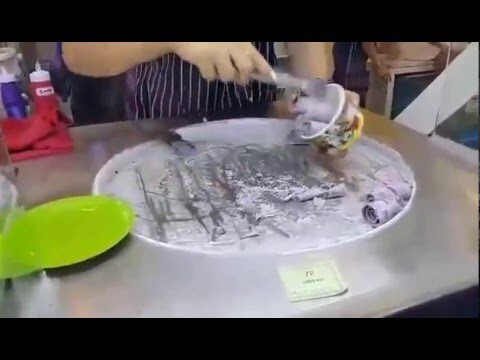Как делают мороженое в Тайланде 