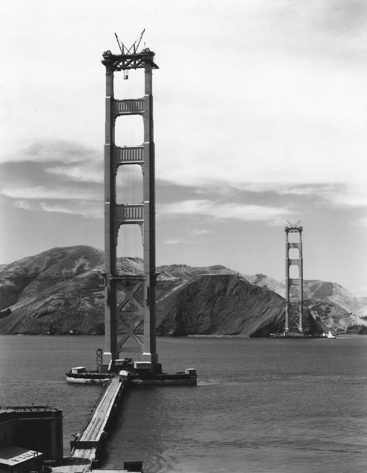    Строительство моста Золотые Ворота в Сан-Франциско