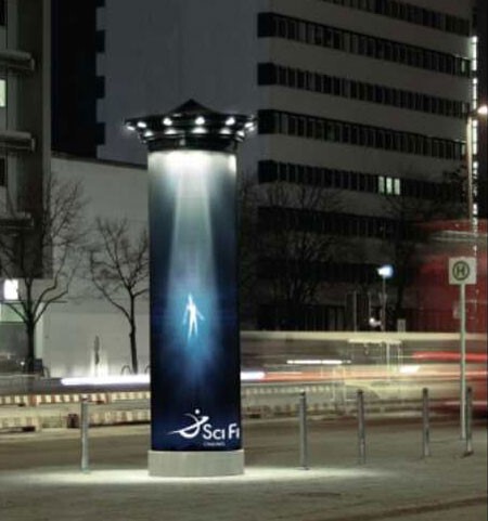 Реклама канала Sci-Fi, иллюстрирующая вторжение НЛО.