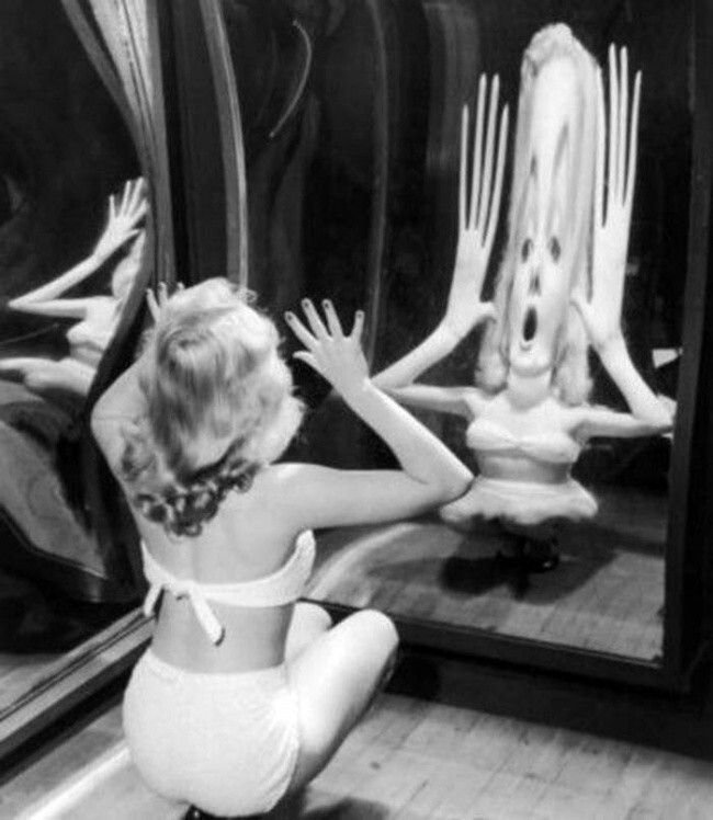 Мэрилин Монро в кривом зеркале, 1950 год