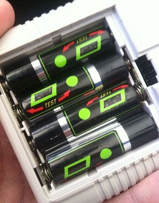 Батарейки с "проверкой" заряда