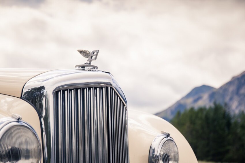 Bentley Continental GT Speed на встрече с прадедом 1952 года