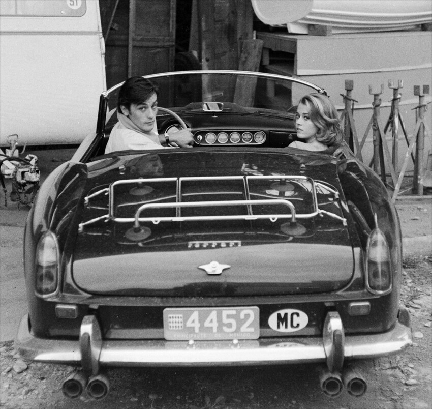 Уникальная Ferrari 250 GT SWB California Spider 1961 в свое время принадлежала Делону.