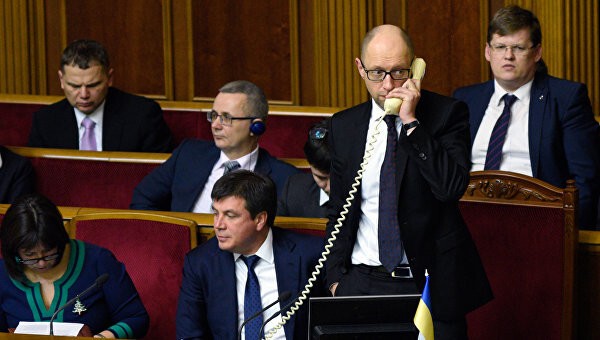 Кабмин Украины хочет ввести санкции против России