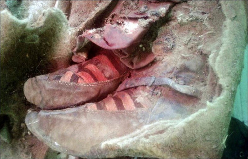 На древней мумии заметили кроссовки Adidas