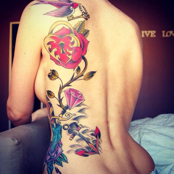 Татуировка на спине 