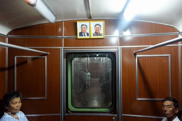 Внутри метро Северной Кореи