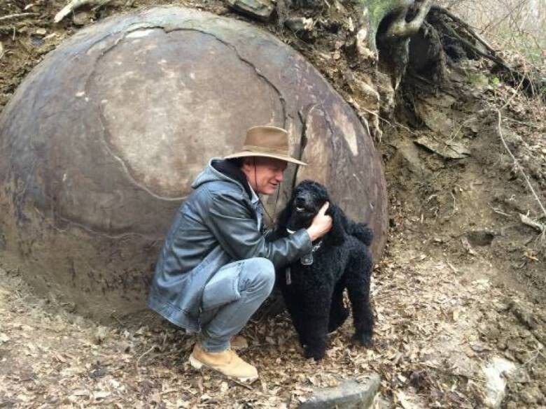 В Боснии нашли древний неизвестный гигантский шар