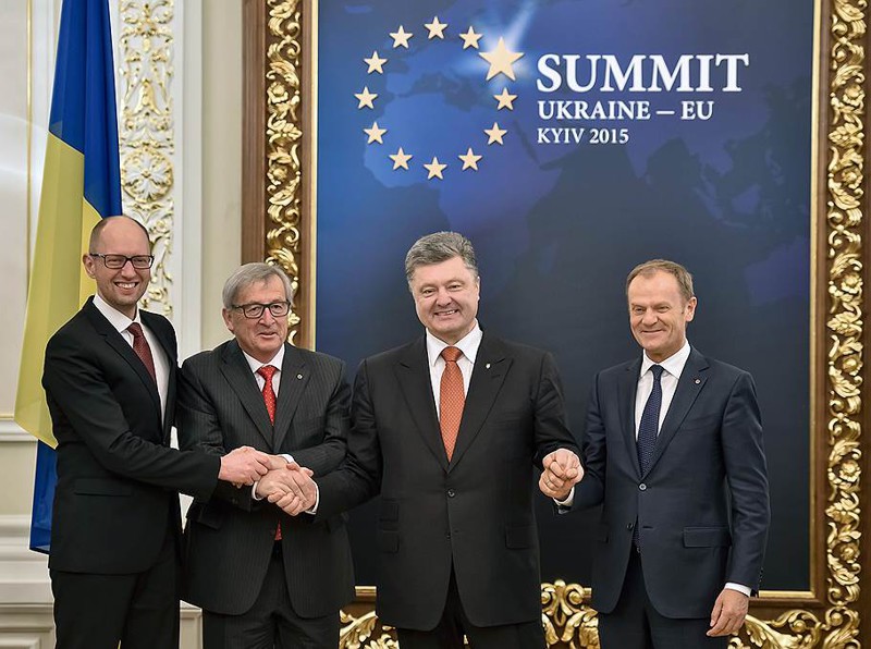 За Европейские ценности Украина уже заплатила 98 млрд. долл., не считая новых кредитов.