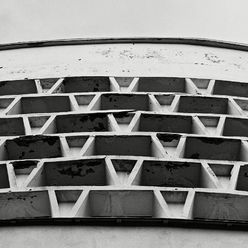 4. 