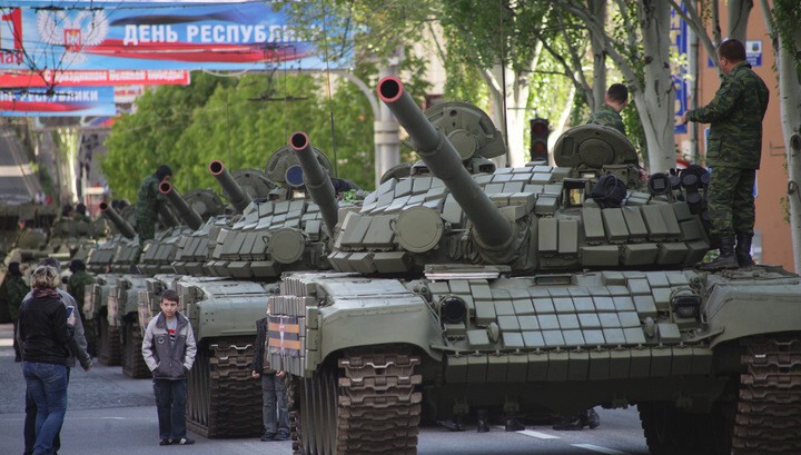 Захарченко не интересует мнение ОБСЕ о параде на День Победы в Донецке
