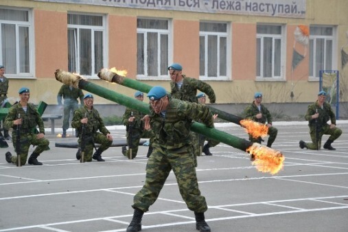 В Новороссийске отметили день рождения 7 гвардейской Воздушно-десантной дивизии