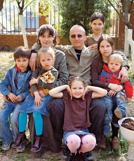 Эксперты назвали средний заработок российской семьи в 2015 году