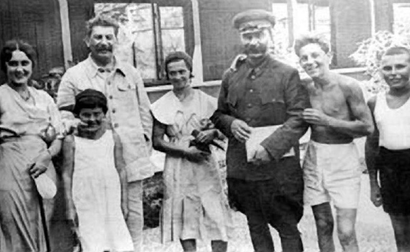 Сталин объяснял многие вещи так просто и ясно, что запоминалось на всю жизнь