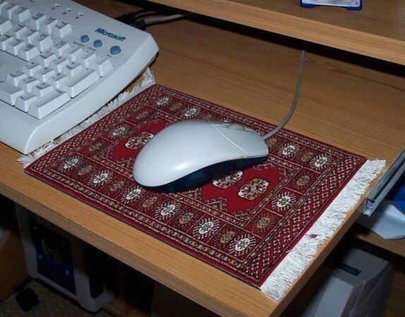 Обычный коврик для мышки