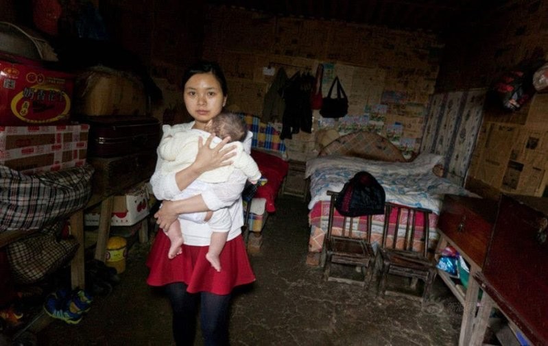 В Китае родился ребенок с 31 пальцем