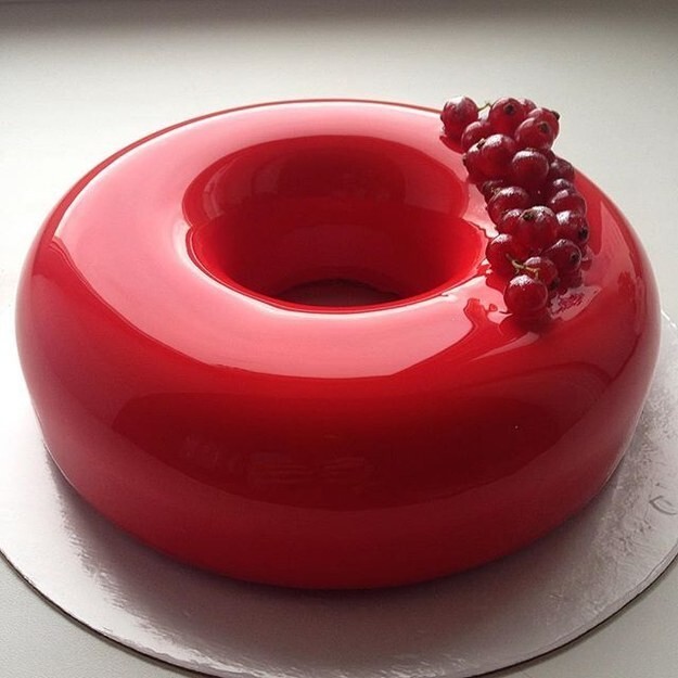 Блогер-кондитер делает торты, которые слишком идеальны для того, чтобы на них смотреть
