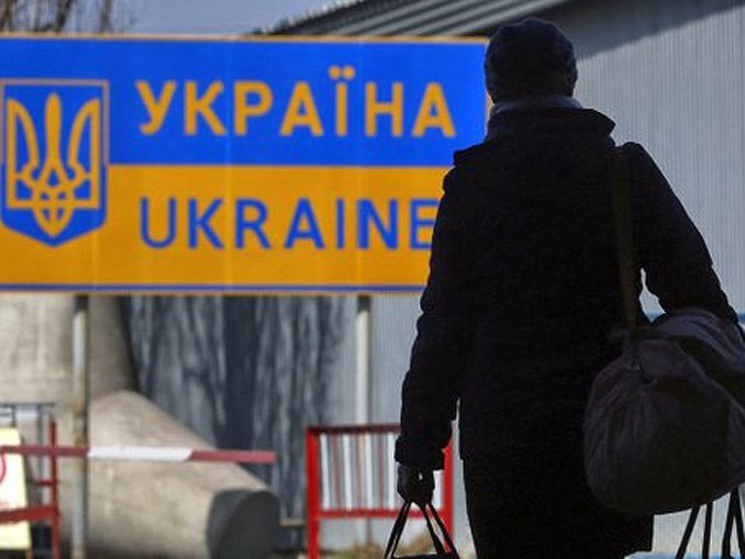 Украинцы грезят побегом из собственной "великой" незалежной
