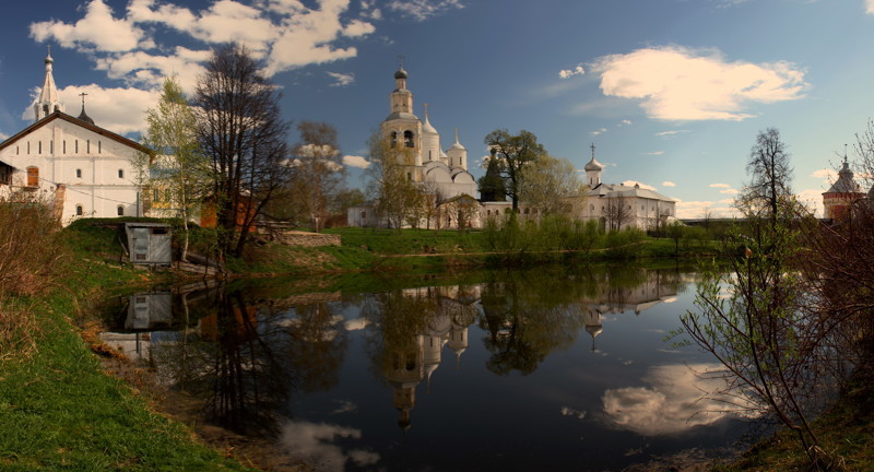 Спасо-Прилуцкий Димитриев монастырь.