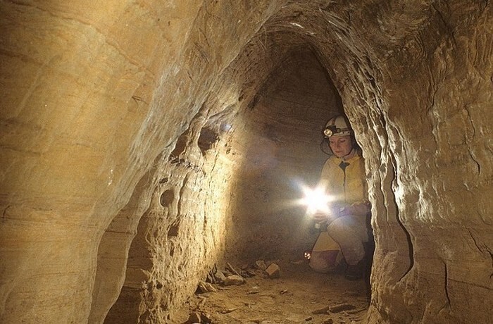 Туннели каменного века от Шотландии до Турции