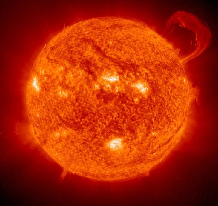 1,3 млн планет, соизмеримых с Землёй, могут целиком разместиться на Солнце — звезде средних размеров.