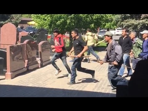 Бойня на Хованском кладбище, есть вопросы 
