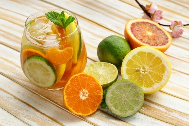 Апельсин, лайм, лимон